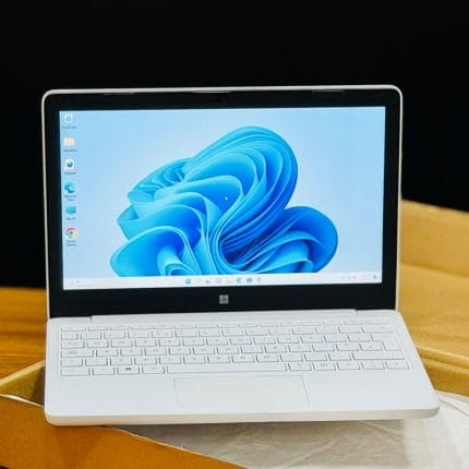 Microsoft Surface Laptop SE – Intel Celeron, 8GB RAM, 128GB Storage, 11.6" HD Display (Glacier White) (USED)
