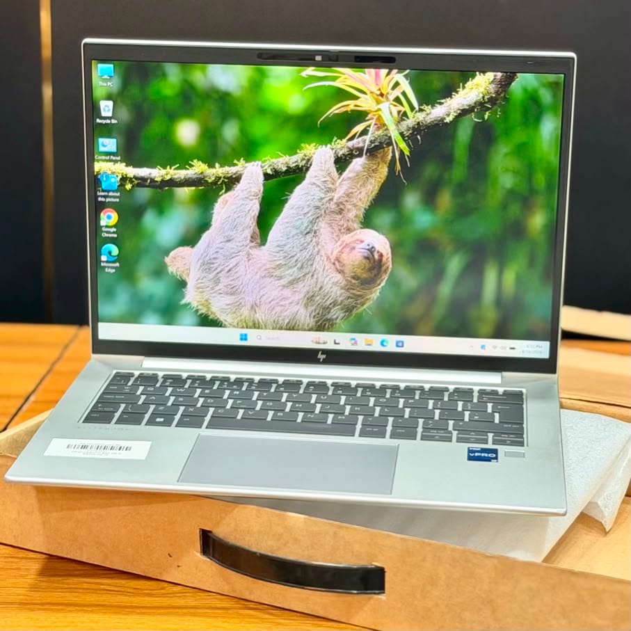 hp elitebook g9,10,11 2 HP EliteBook 840 G11 Core Ultra 7 16GB RAM 512GB SSD 14" WUXGA Laptop (USED) - Image 1